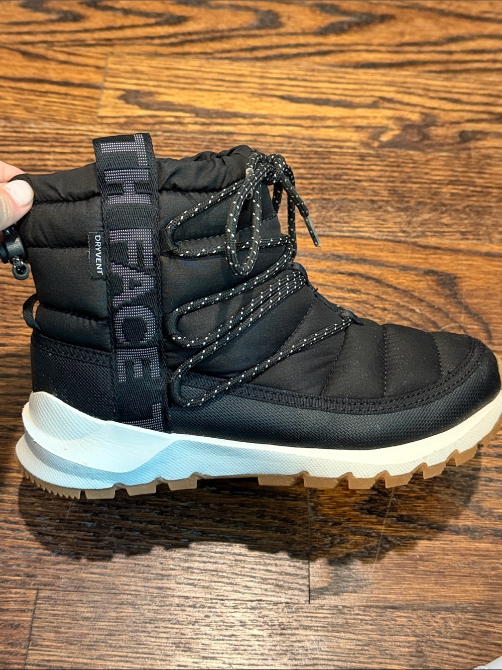 The North Face Black Quilted Lace-Up Winter Boot (244) - Picture 13 of 16